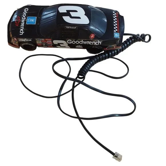 Nascar Dale Earnhart Sr Vintage Memorabilia Plush, Toy, Magazines, Etc. Lot 10 - Picture 7 of 10